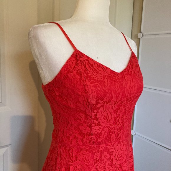 MaiTai Lace Strappy V Neck Cocktail Dress - Picture 3 of 6